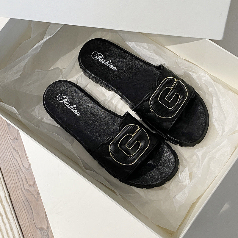 スクエアトゥ リボン サンダル|フェミニンデザインのフラットサンダル レディース