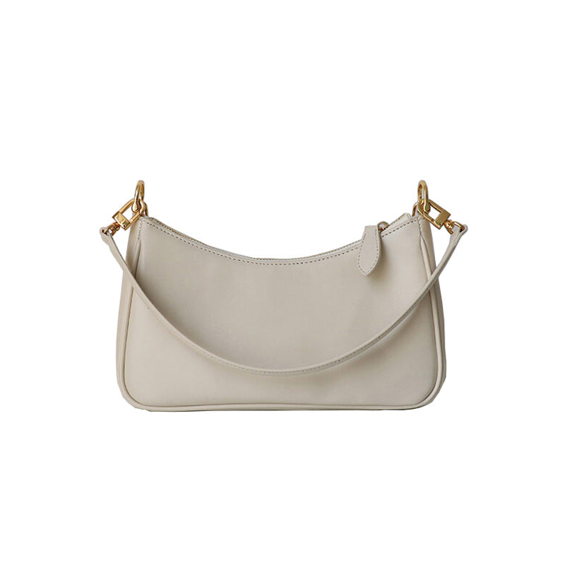 A summery retro baguette shoulder bag