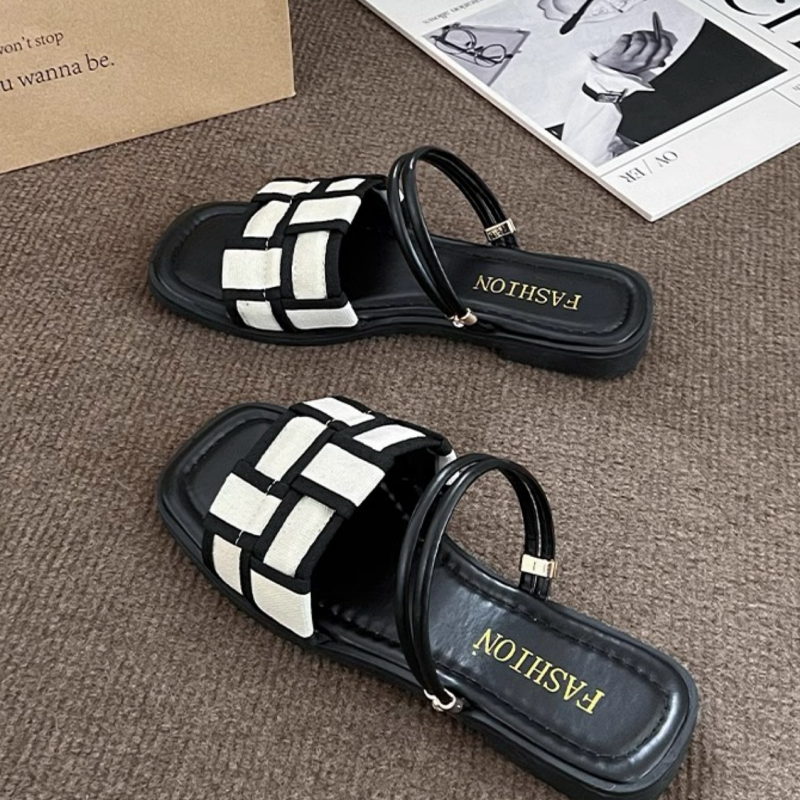 フレンチフェアリースタイル フラットローマサンダル|2025年夏の新作