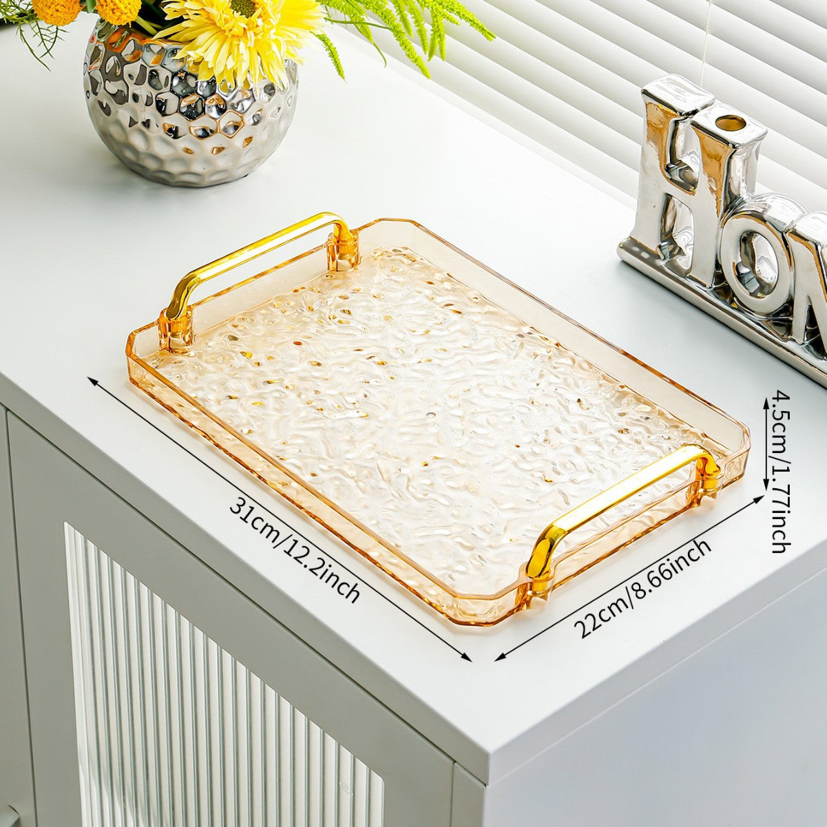 Tray A simple and elegant plastic tray Perfect for tea time in the dining room or living room Securely holds cups in place and has a non-slip coating for peace of mind