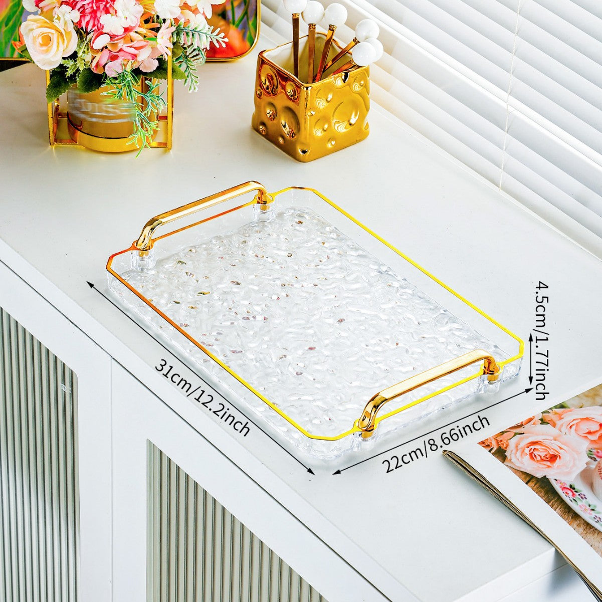 Tray A simple and elegant plastic tray Perfect for tea time in the dining room or living room Securely holds cups in place and has a non-slip coating for peace of mind